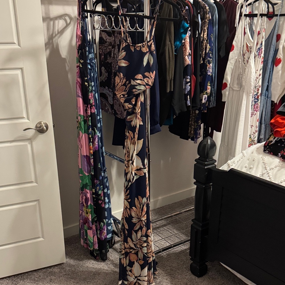 Lulu's Navy and Cream Floral maxi dress